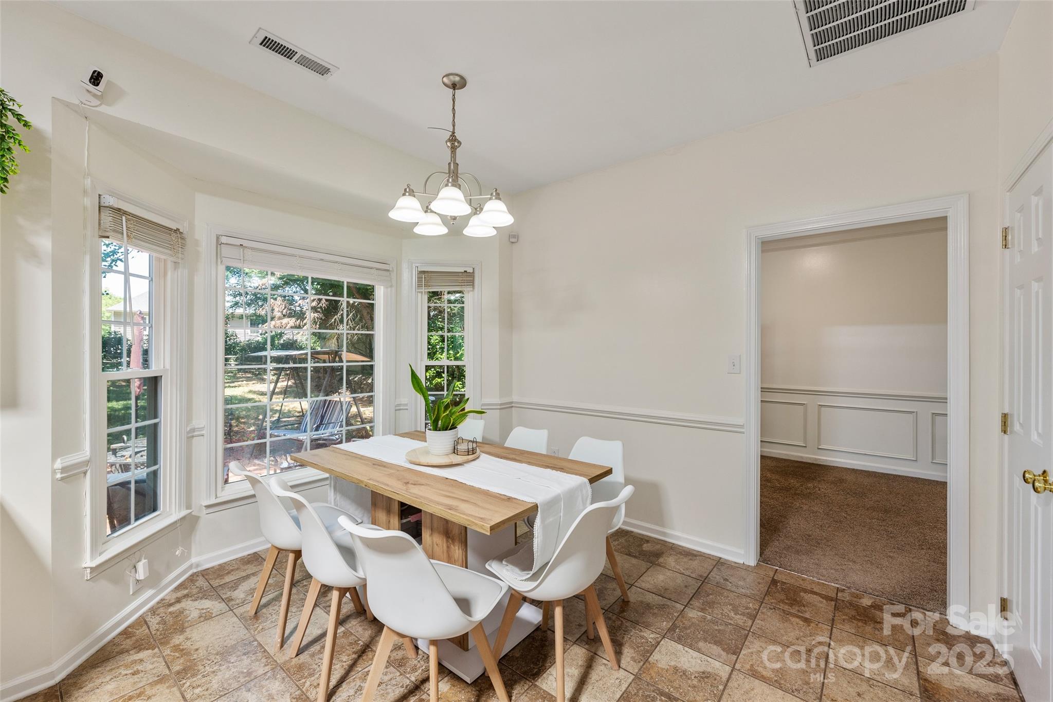 Huntersville, North Carolina, 28078, United States, 4 Bedrooms Bedrooms, ,3 BathroomsBathrooms,Residential,For Sale,1903778