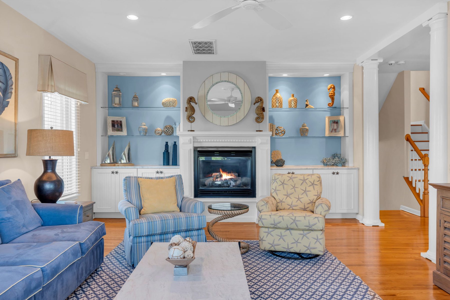  Rare End-Unit Coastal Townhome - 物件實景
