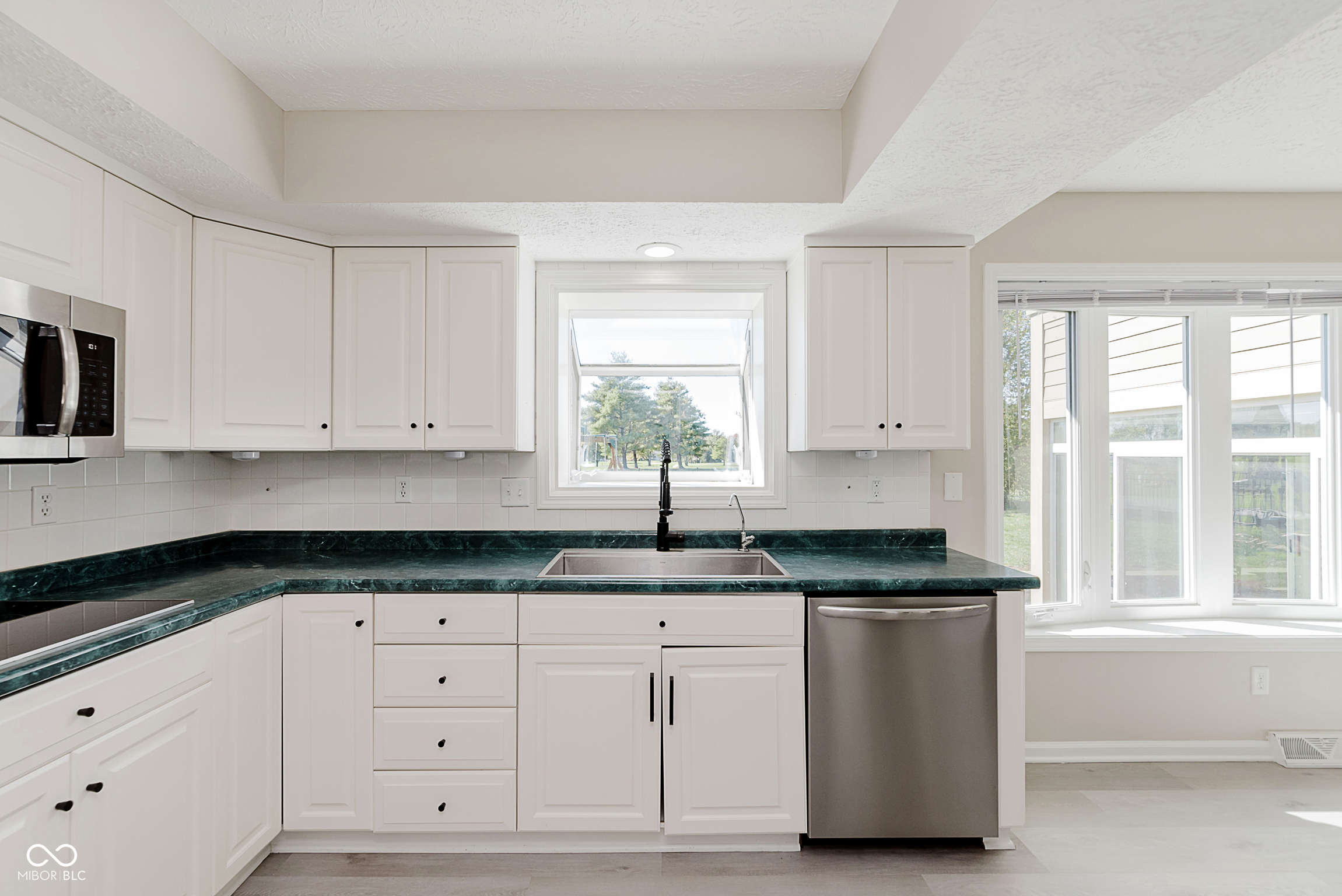 Greenwood, Indiana, 46143, United States, 4 Bedrooms Bedrooms, ,3 BathroomsBathrooms,Residential,For Sale,1976804