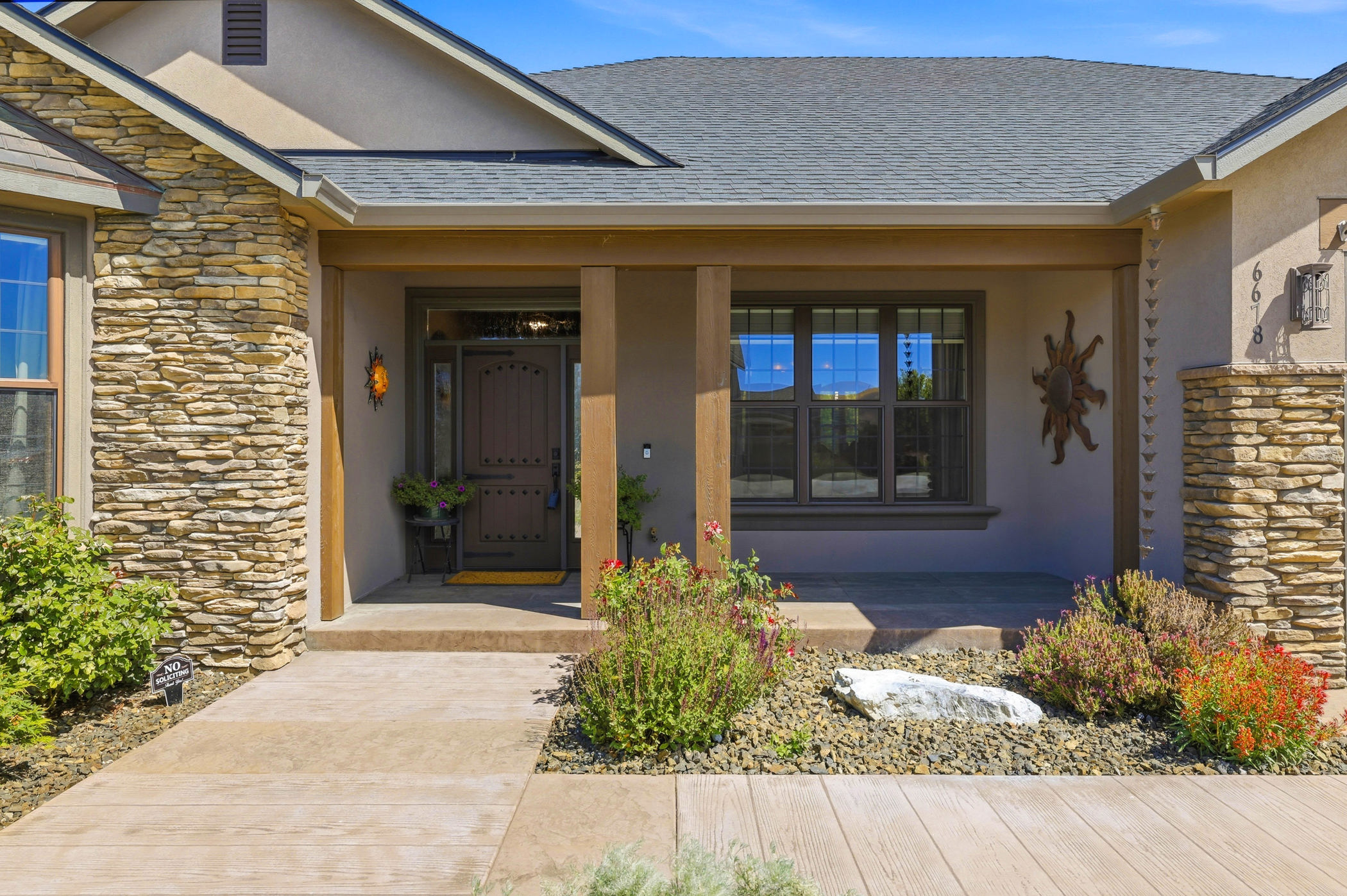  Previous Parade Home-Quality & Care - 物件實景