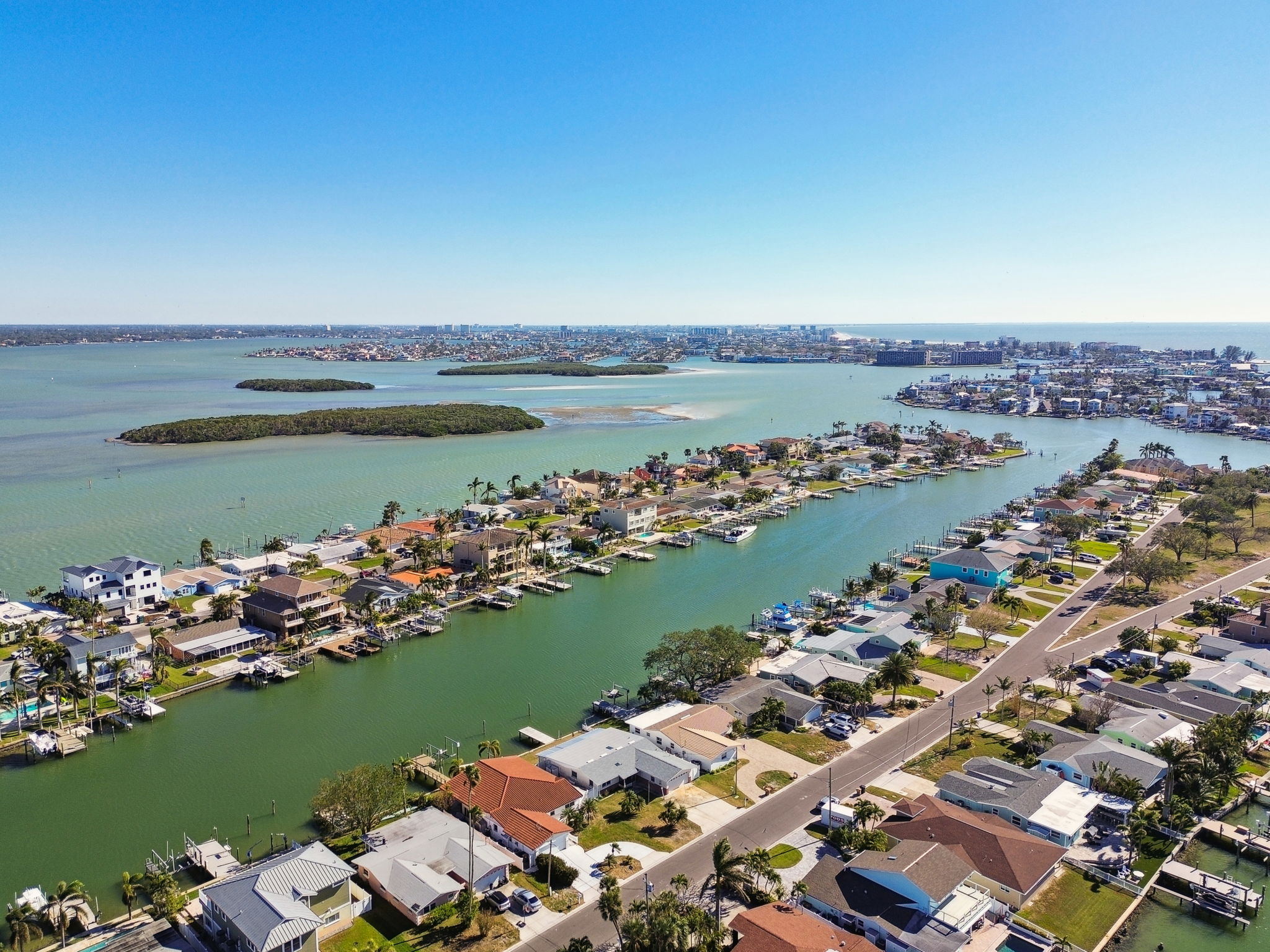 Madeira Beach, Florida, 33708, United States, 3 Bedrooms Bedrooms, ,2 BathroomsBathrooms,Residential,For Sale,1943278
