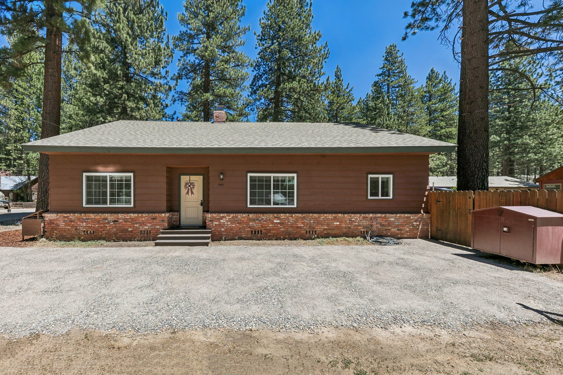  Remodeled Classic Tahoe Cabin - 物件實景