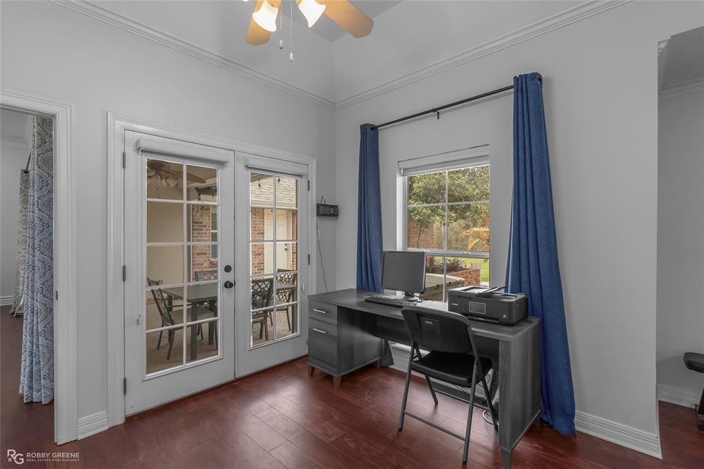 Bossier City, Louisiana, 71111, United States, 5 Bedrooms Bedrooms, ,4 BathroomsBathrooms,Residential,For Sale,1752674