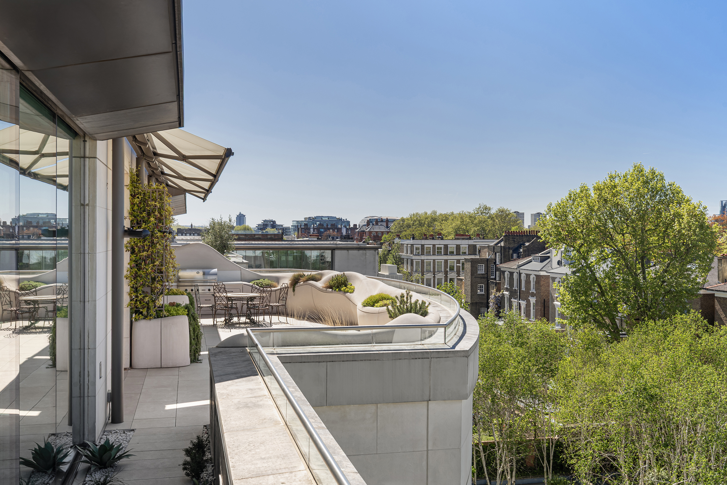 A Chelsea Penthouse with a Roof Terrace and Two Studio Apartments - 物件實景