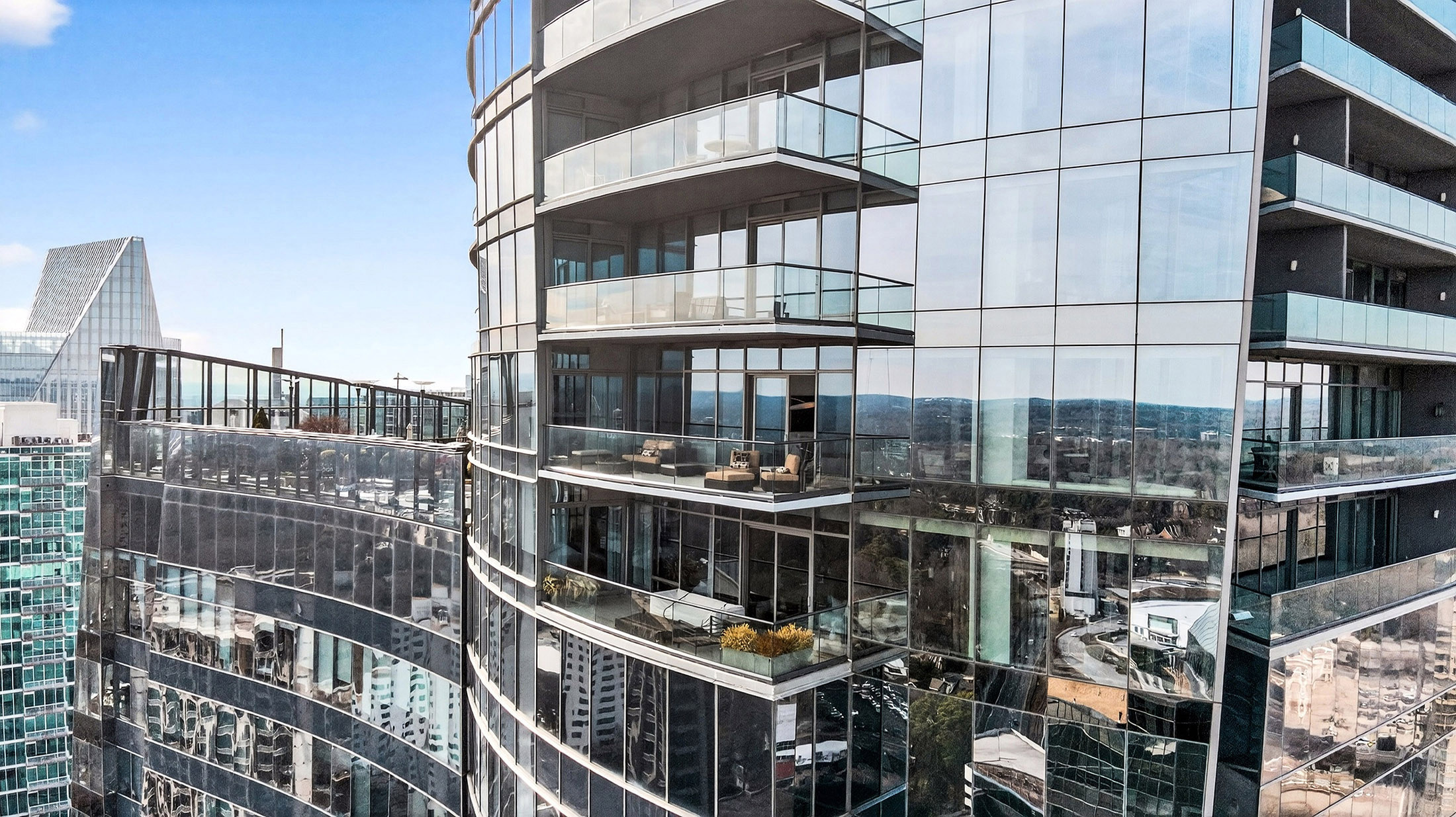  Stunning Luxury Condo, Perched on the 29th Floor - 物件實景