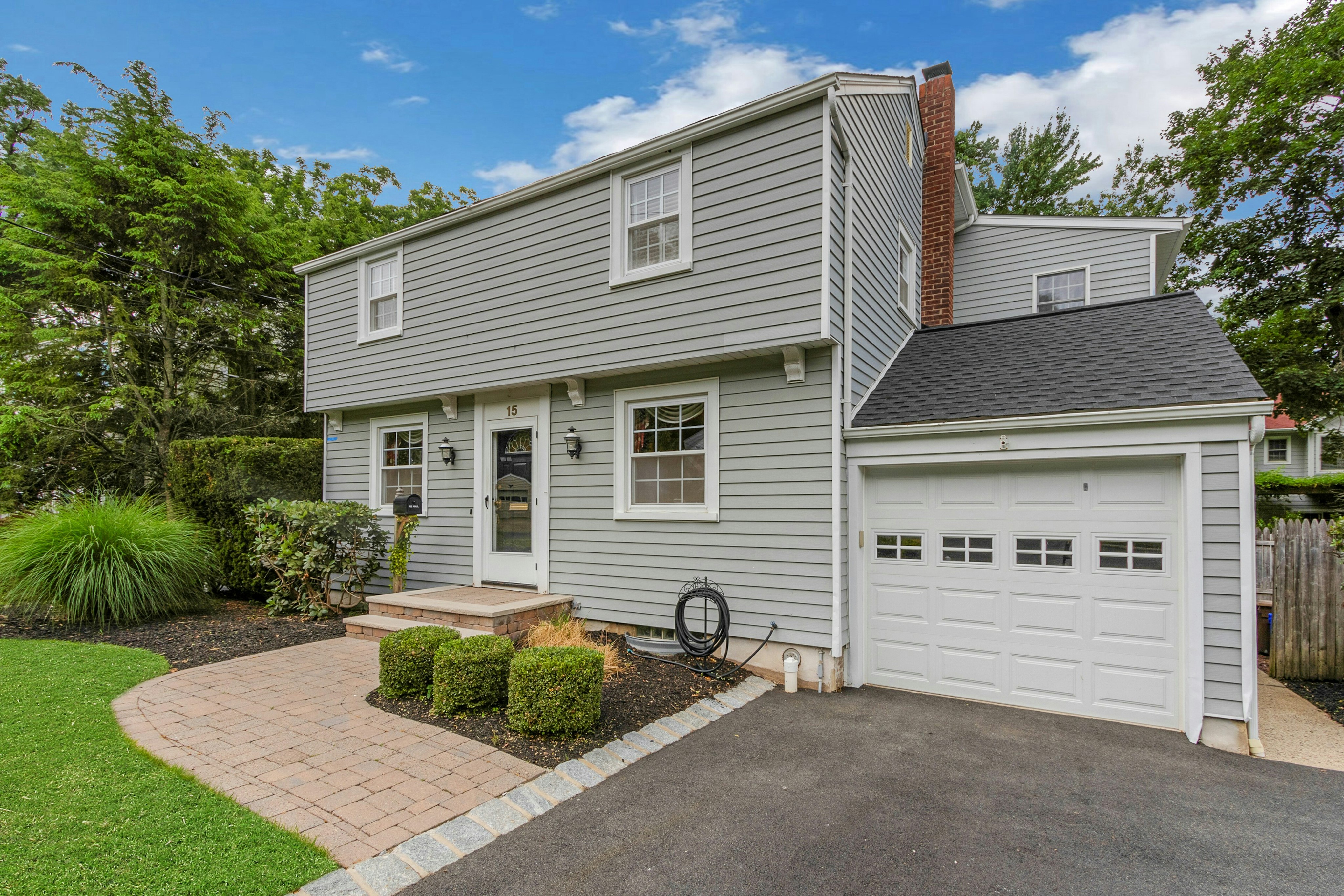 15 Colonial Road, Tenafly, NJ 07670 - 物件實景