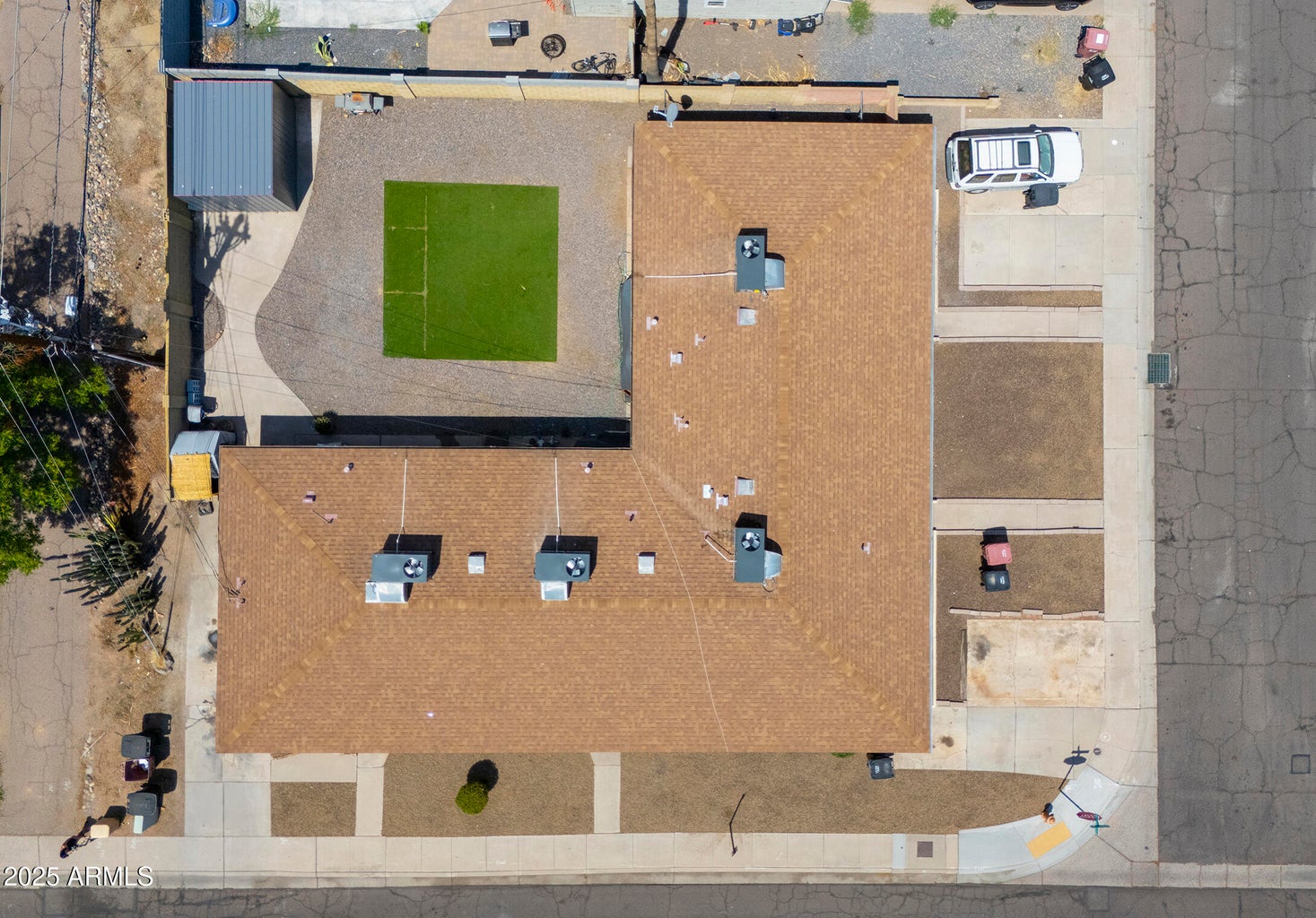 Scottsdale, Arizona, 85251, United States, 8 Bedrooms Bedrooms, ,Residential,For Sale,1978694