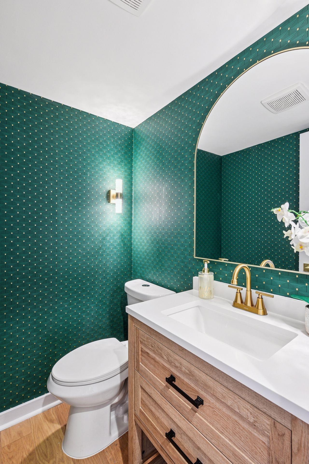 Wayzata, Minnesota, 55391, United States, 5 Bedrooms Bedrooms, ,3 BathroomsBathrooms,Residential,For Sale,1991556