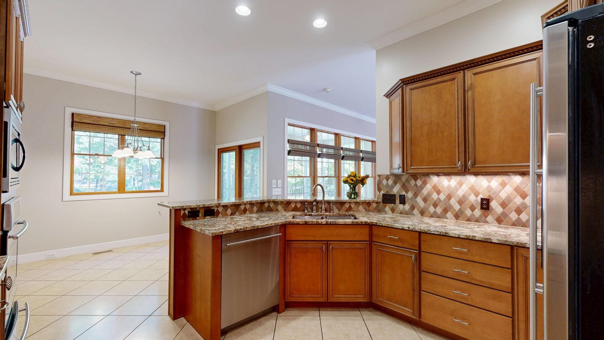 Midland, Michigan, 48642, United States, 3 Bedrooms Bedrooms, ,3 BathroomsBathrooms,Residential,For Sale,1977792