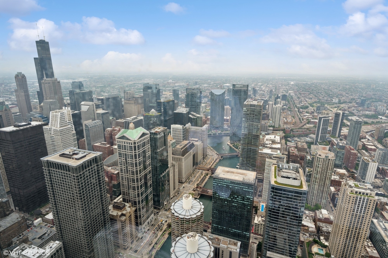 Chicago, Illinois, 60611, United States, 1 Bedroom Bedrooms, ,2 BathroomsBathrooms,Residential,For Sale,1849718