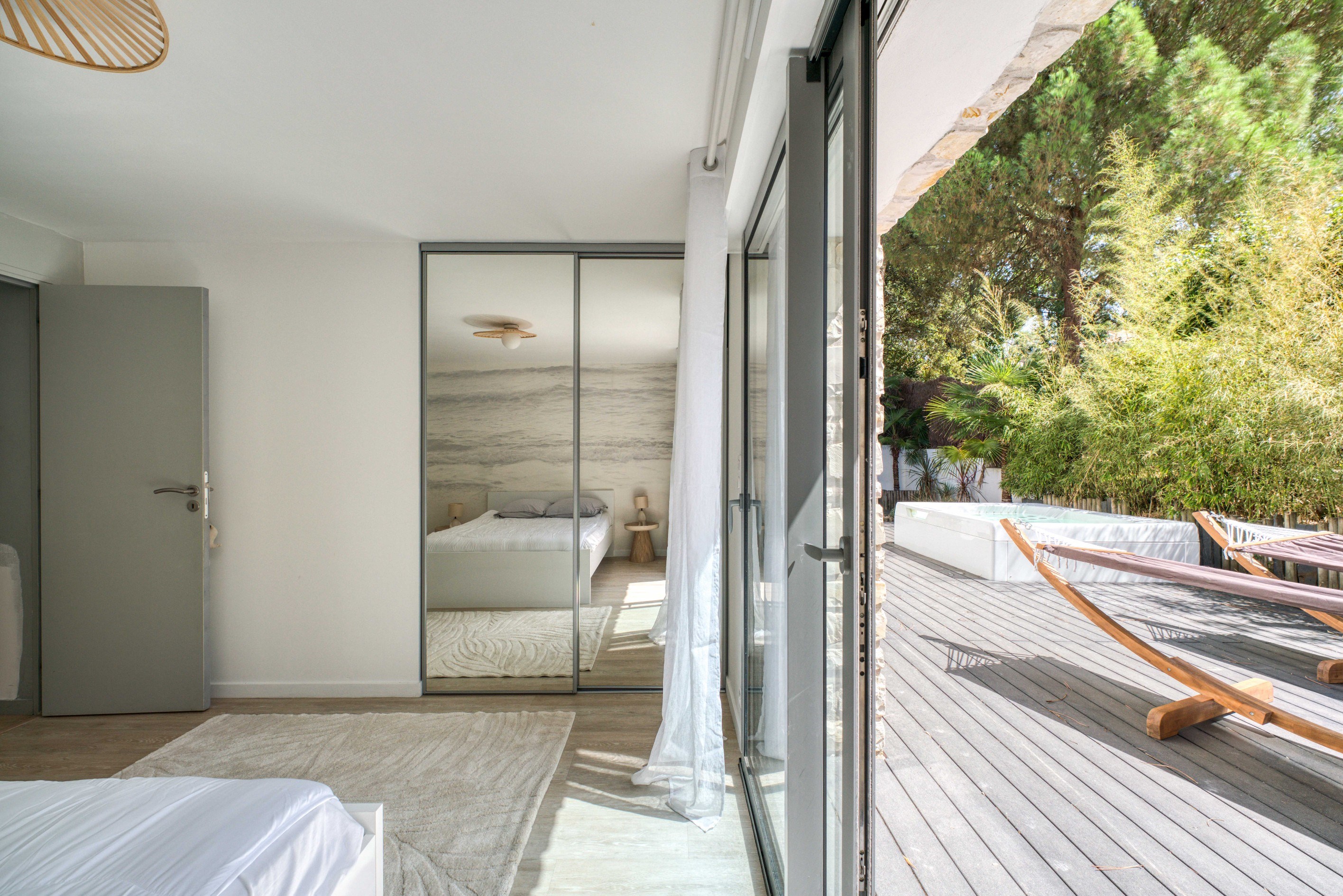  ELEGANT SEASIDE VILLA – 600 METRES FROM THE BEACH OF SAINT GEORGES DE DIDONNE –… - 物件實景