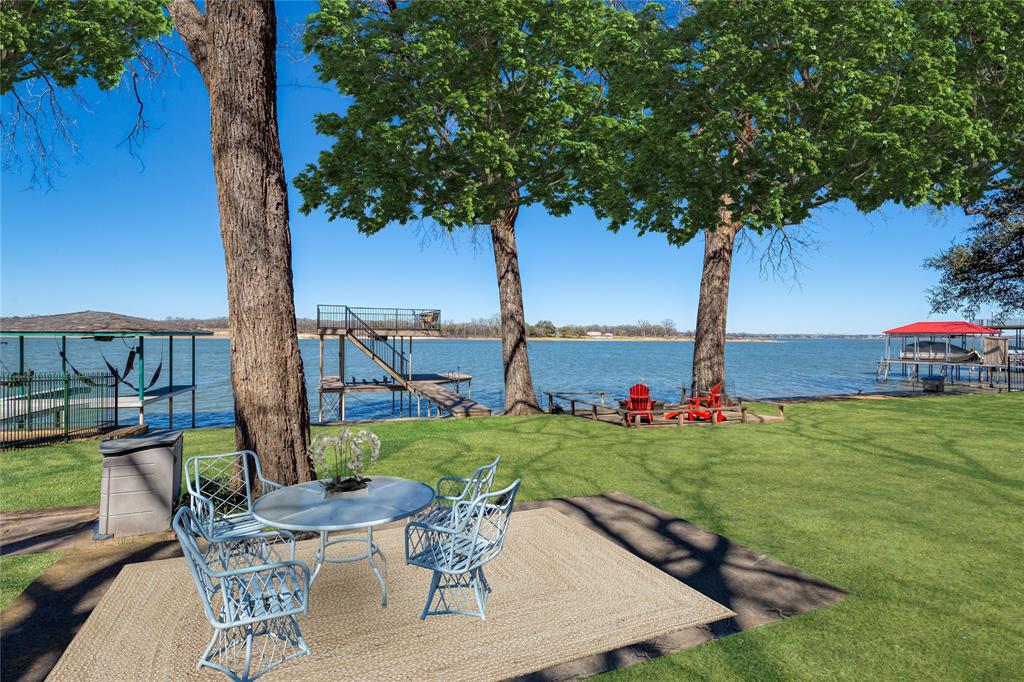 Azle, Texas, 76020, United States, 3 Bedrooms Bedrooms, ,4 BathroomsBathrooms,Residential,For Sale,1977606