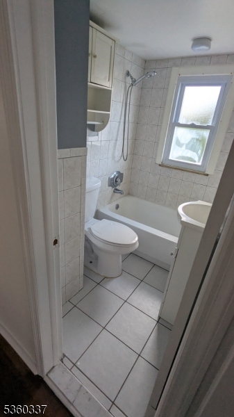 Rahway City, New Jersey, 07065, United States, 4 Bedrooms Bedrooms, ,2 BathroomsBathrooms,Residential,For Sale,1907519