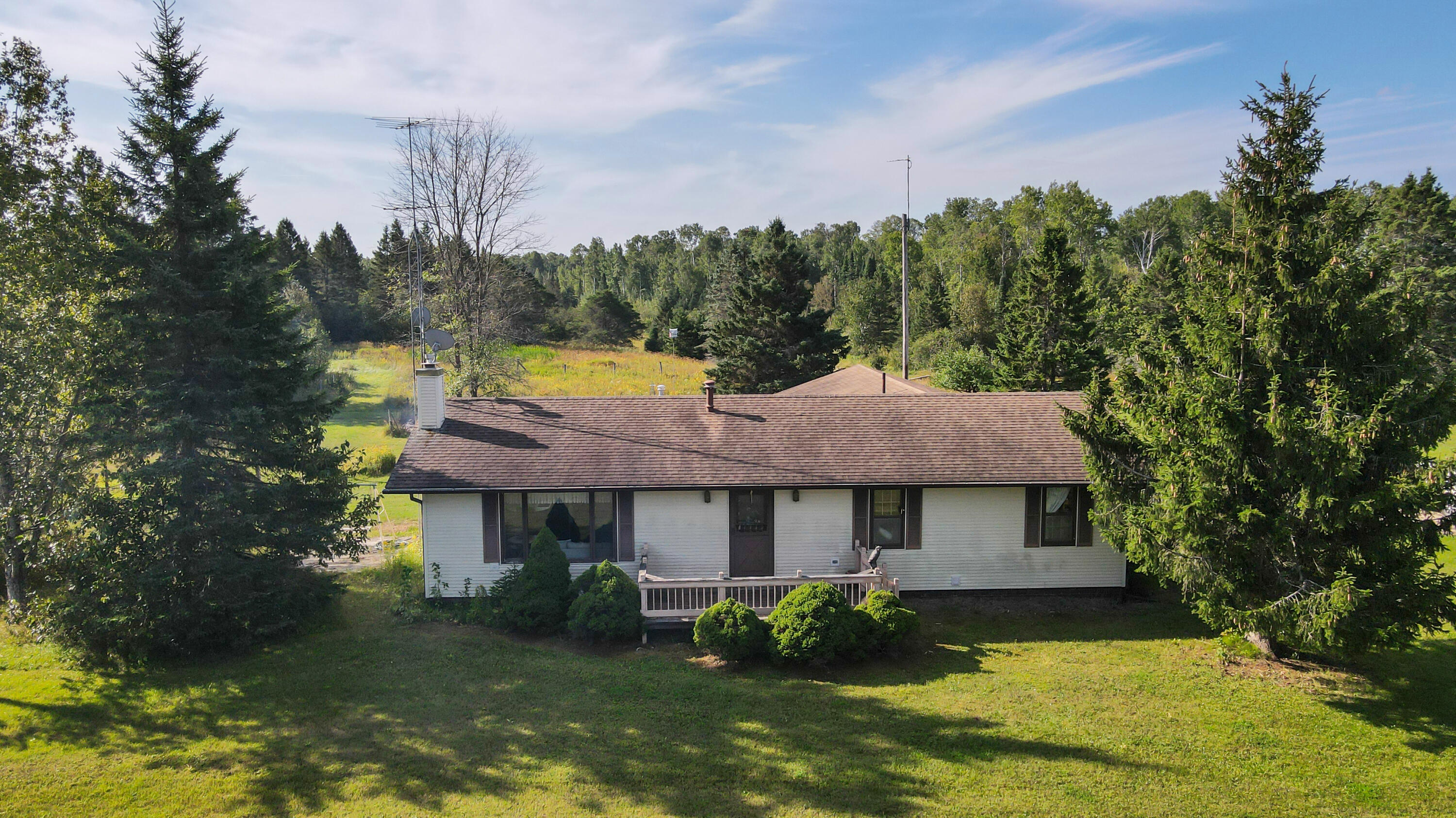 Hessel, Michigan, 49745, United States, 7 Bedrooms Bedrooms, ,3 BathroomsBathrooms,Residential,For Sale,1754020