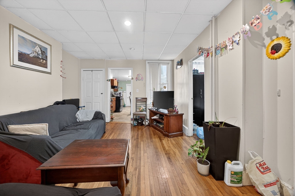 Boston, Massachusetts, 02128, United States, 8 Bedrooms Bedrooms, ,2 BathroomsBathrooms,Residential,For Sale,2040456