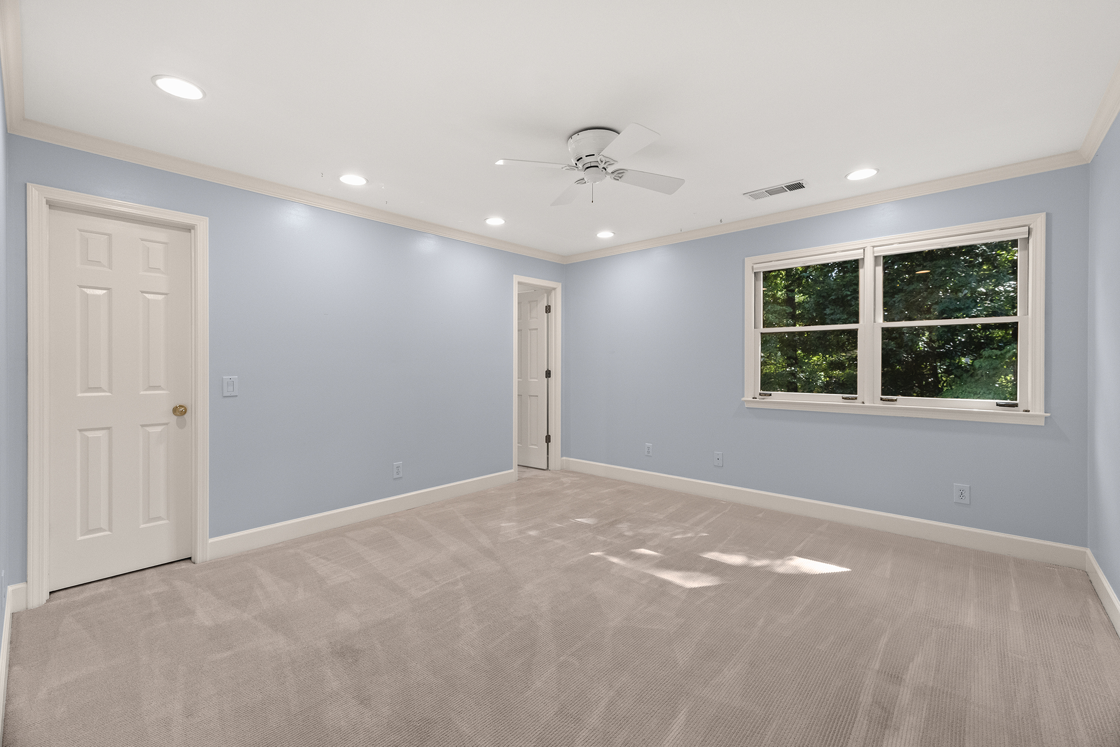  Refined Living on a Quiet Cul-de-sac in Chastain Park - 物件實景