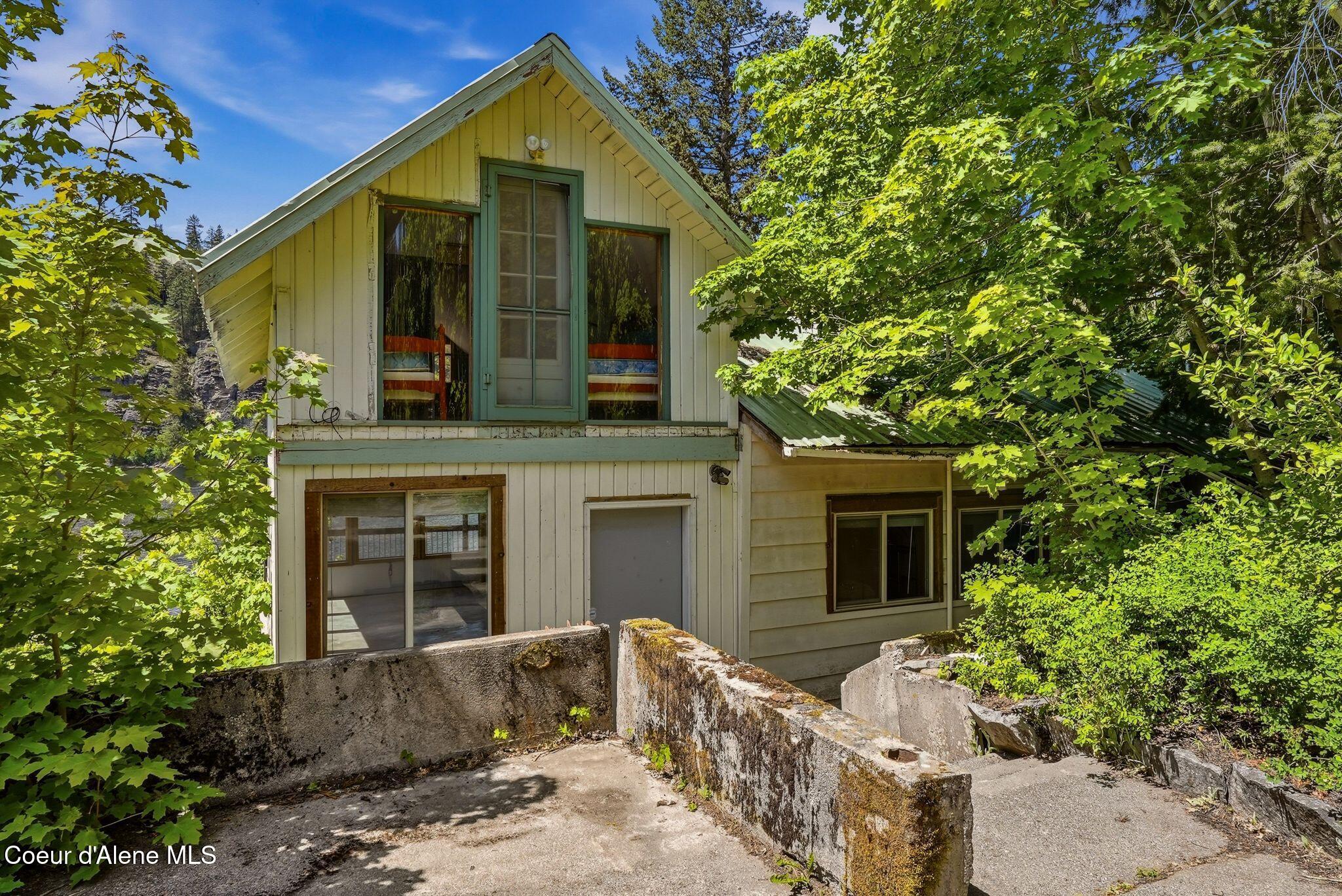 Rathdrum, Idaho, 83858, United States, 2 Bedrooms Bedrooms, ,1 BathroomBathrooms,Residential,For Sale,2049182