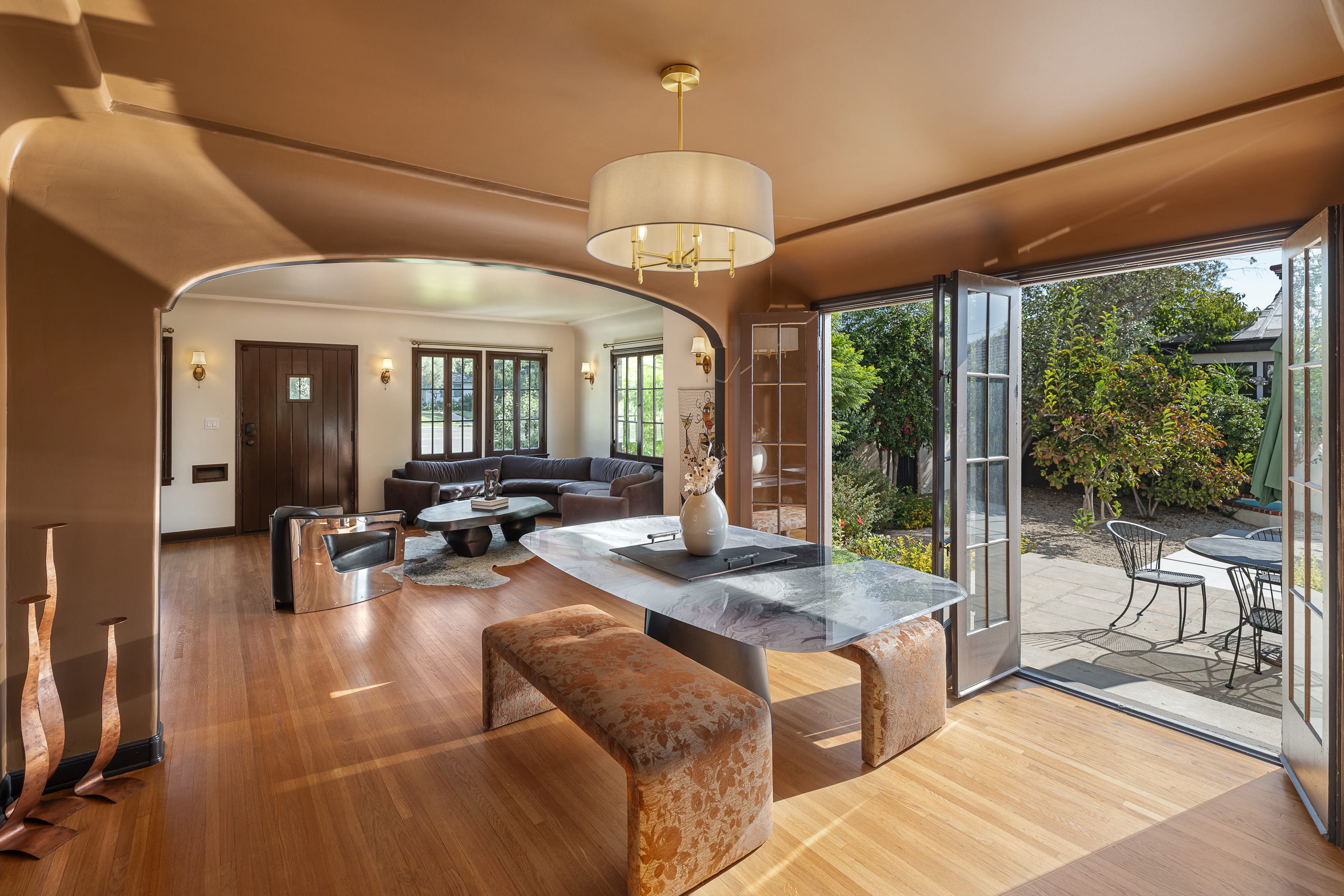  2384 East Orange Grove Boulevard - 物件實景