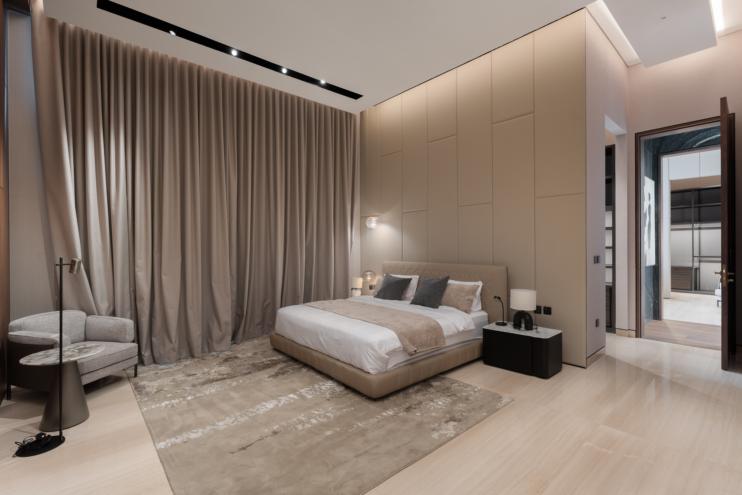  Custom-Built Mansion with Stunning Sunset Views - 物件實景