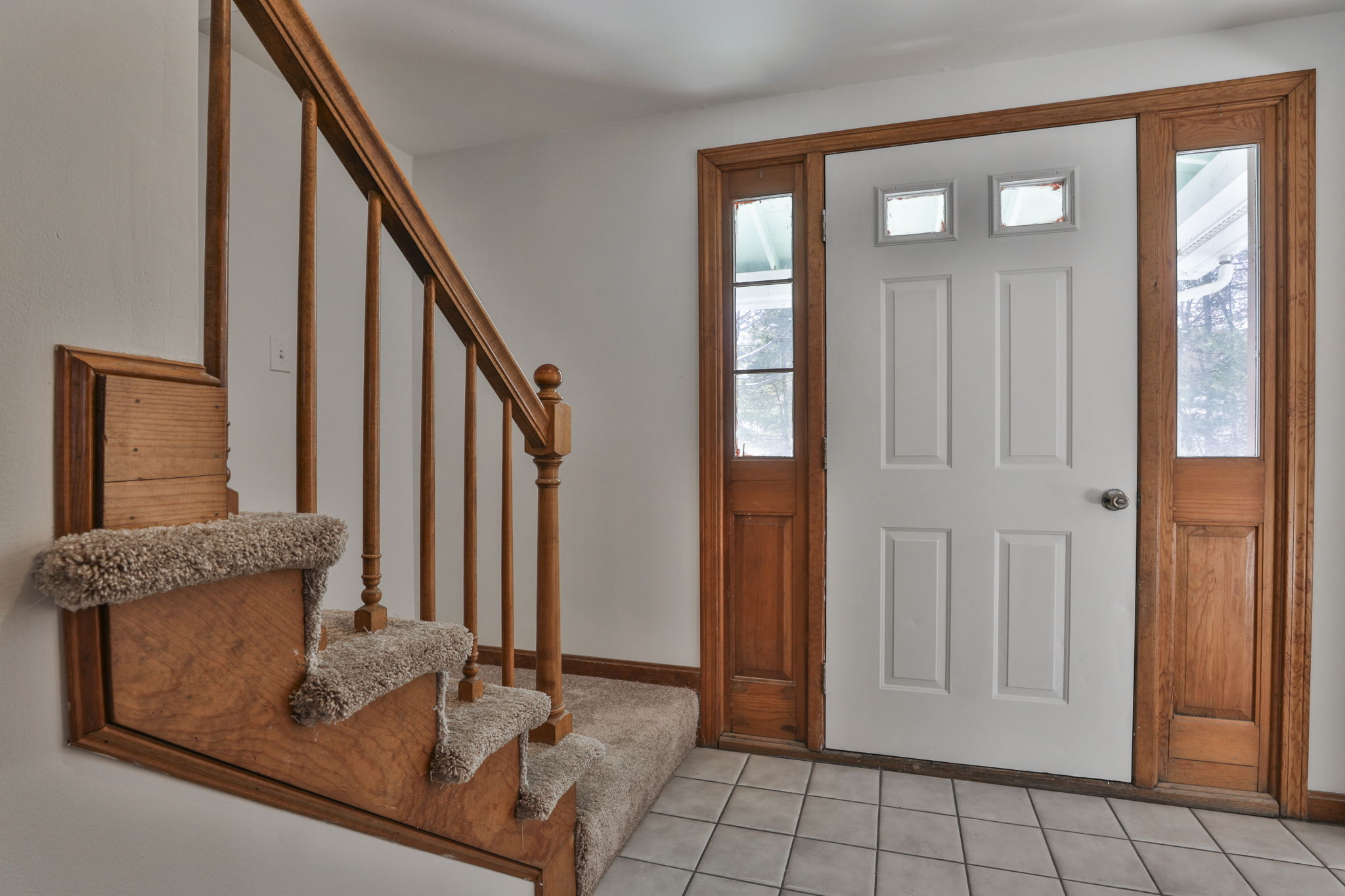 Derry, New Hampshire, 03038, United States, 3 Bedrooms Bedrooms, ,2 BathroomsBathrooms,Residential,For Sale,2006202