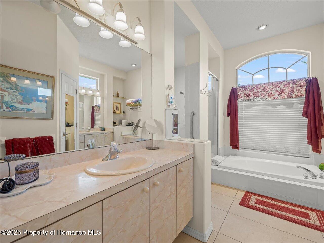 Brooksville, Florida, 34609, United States, 4 Bedrooms Bedrooms, ,3 BathroomsBathrooms,Residential,For Sale,1907752