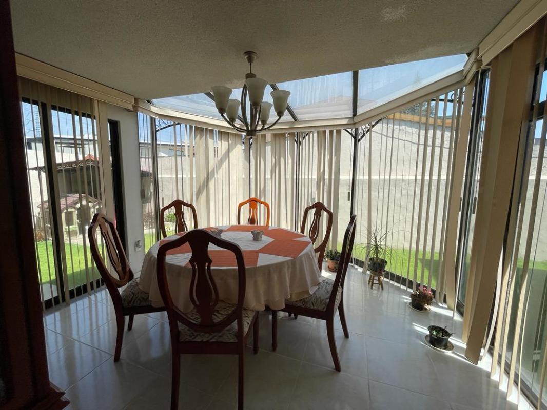 Paseo Santa Ana, Metepec, Estado de México, 52172, Mexico, 3 Bedrooms Bedrooms, ,2 BathroomsBathrooms,Residential,For Sale,Paseo Santa Ana,1441331