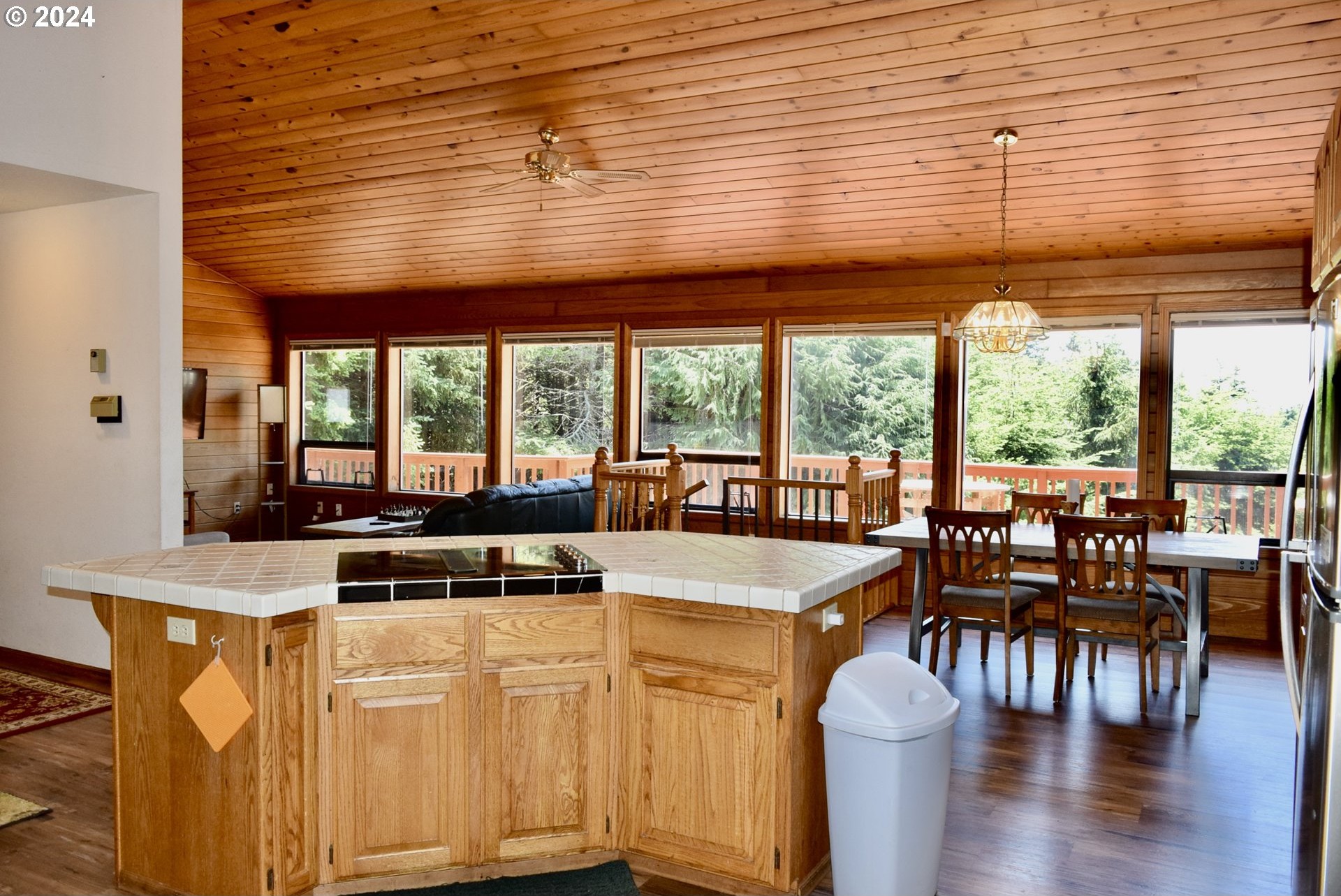 Gold Beach, Oregon, 97444, United States, 3 Bedrooms Bedrooms, ,3 BathroomsBathrooms,Residential,For Sale,1888635