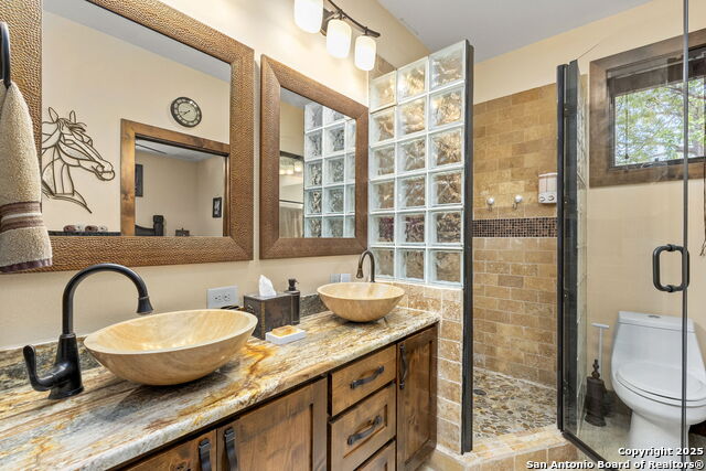 Kerrville, Texas, 78028, United States, 3 Bedrooms Bedrooms, ,3 BathroomsBathrooms,Residential,For Sale,1685103