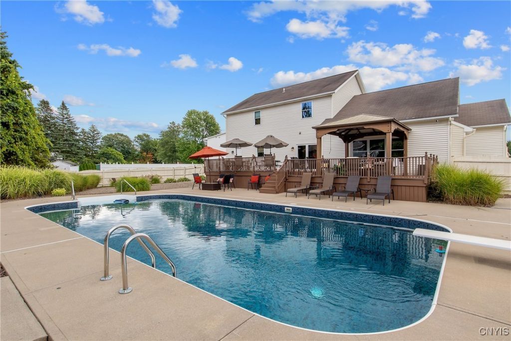 Syracuse, New York, 13212, United States, 4 Bedrooms Bedrooms, ,3 BathroomsBathrooms,Residential,For Sale,1932016