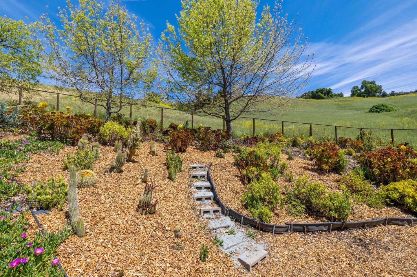 Gilroy, California, 95020, United States, 4 Bedrooms Bedrooms, ,4 BathroomsBathrooms,Residential,For Sale,1912112