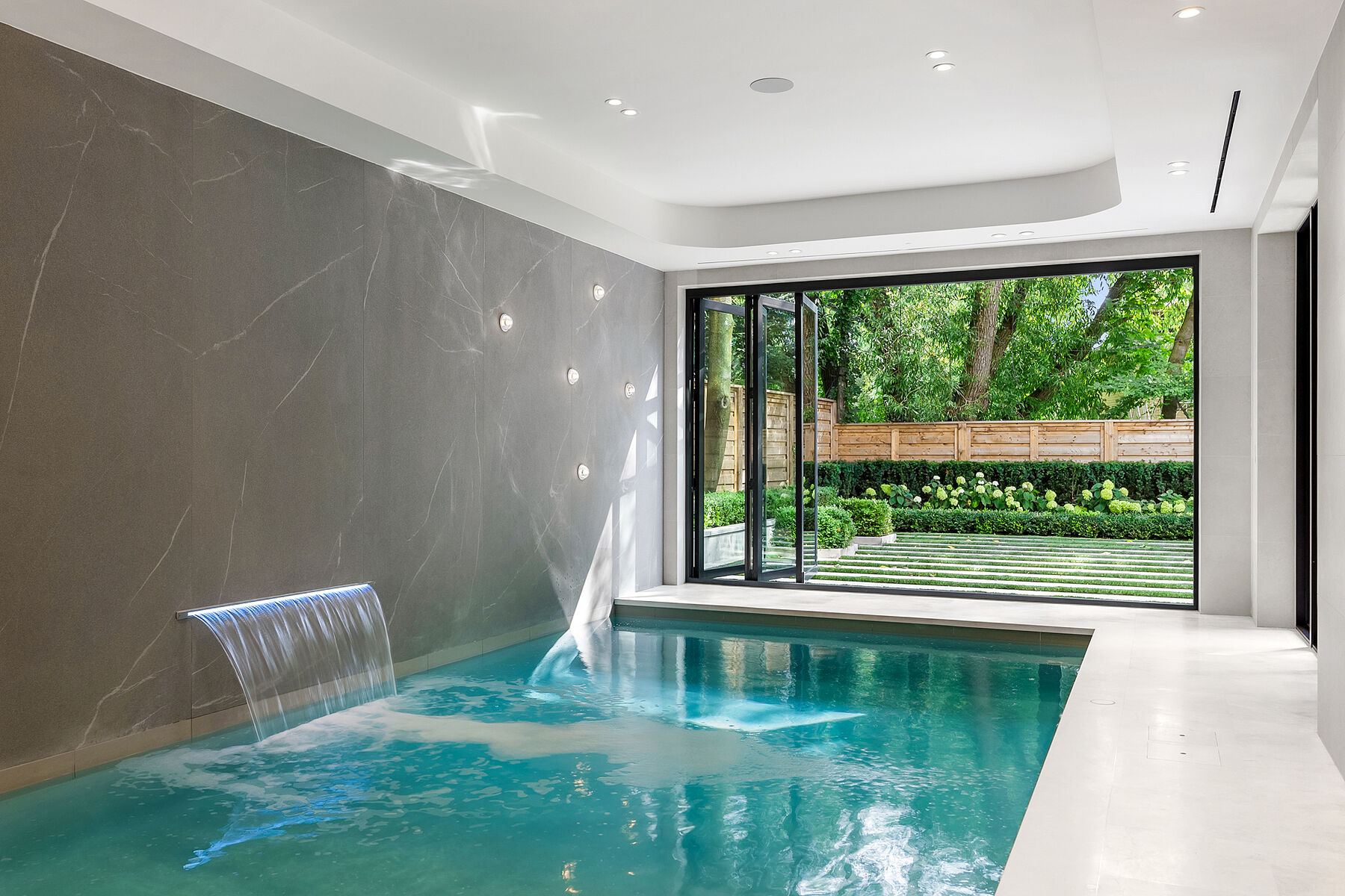  Luxury Living in Forest Hill - 物件實景