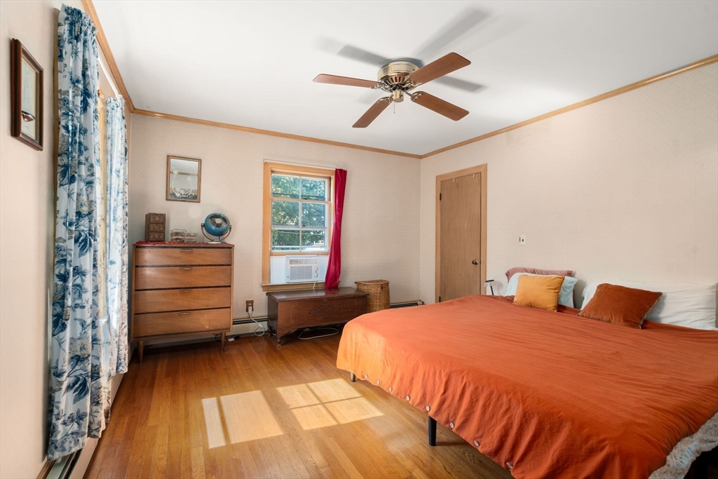 Newton, Massachusetts, 02458, United States, 8 Bedrooms Bedrooms, ,2 BathroomsBathrooms,Residential,For Sale,1940417