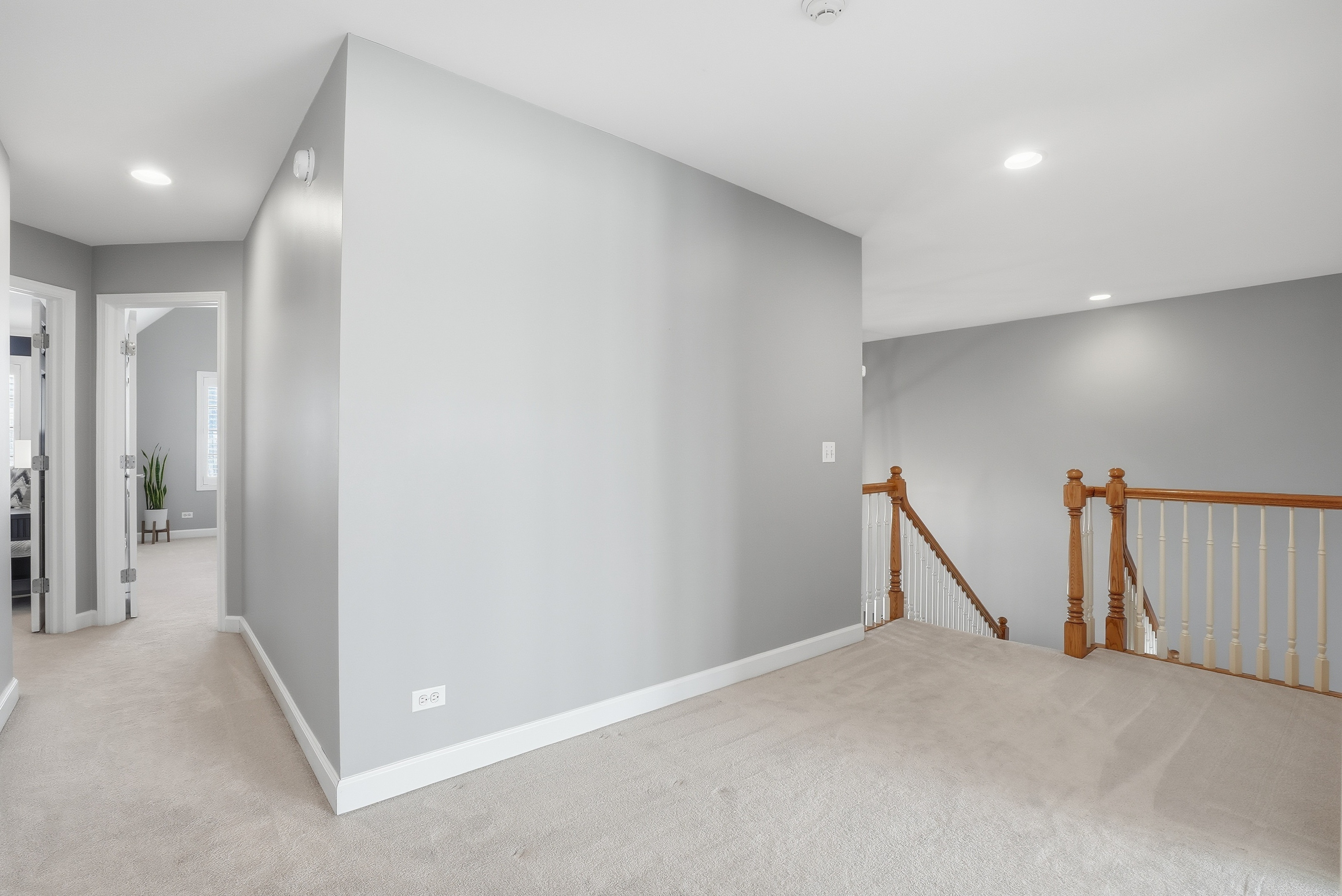  The Crown Jewel of Tall Grass: Waterfront Privacy Meets the Ultimate Layout - 物件實景