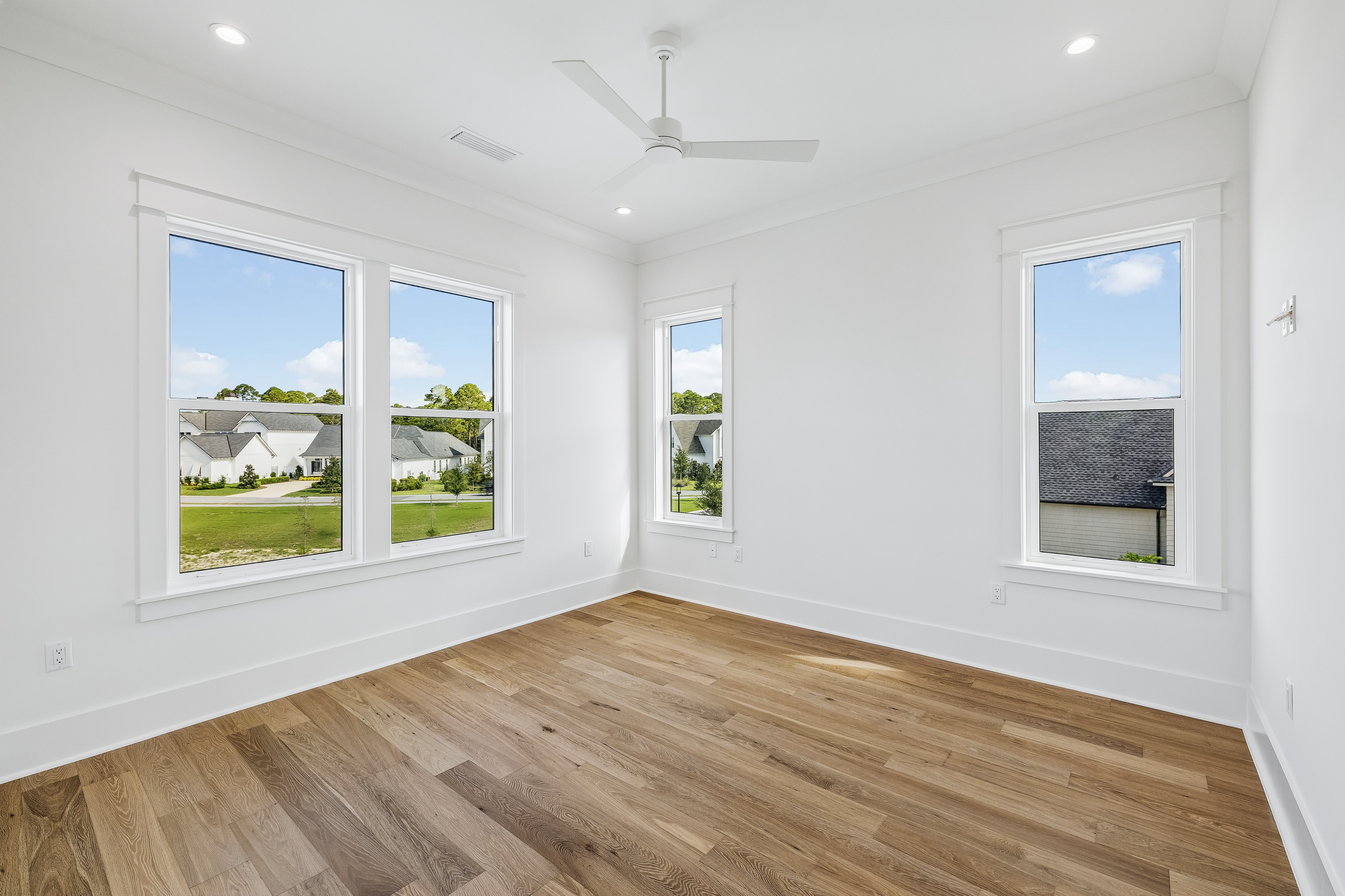  Newly-Finished Custom Residence With Dune Lake Views - 物件實景