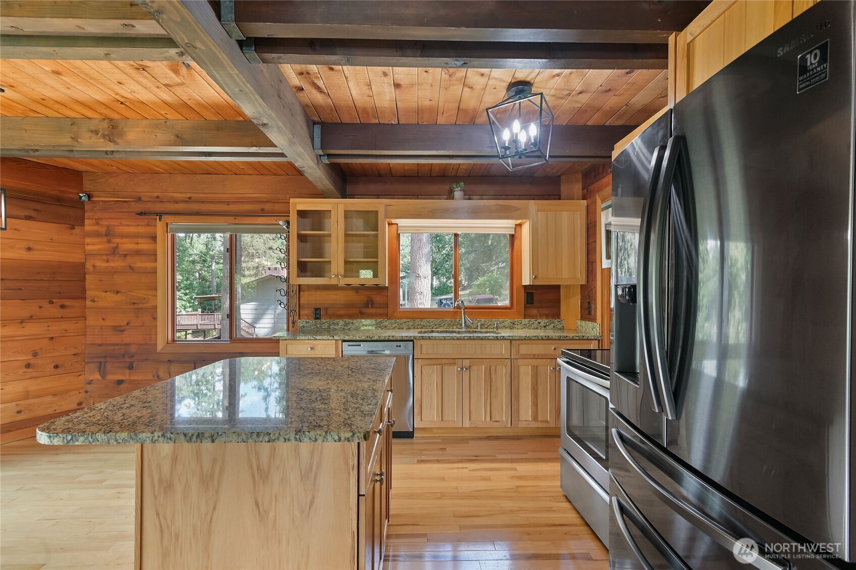 Kalama, Washington, 98625, United States, 3 Bedrooms Bedrooms, ,3 BathroomsBathrooms,Residential,For Sale,1986549