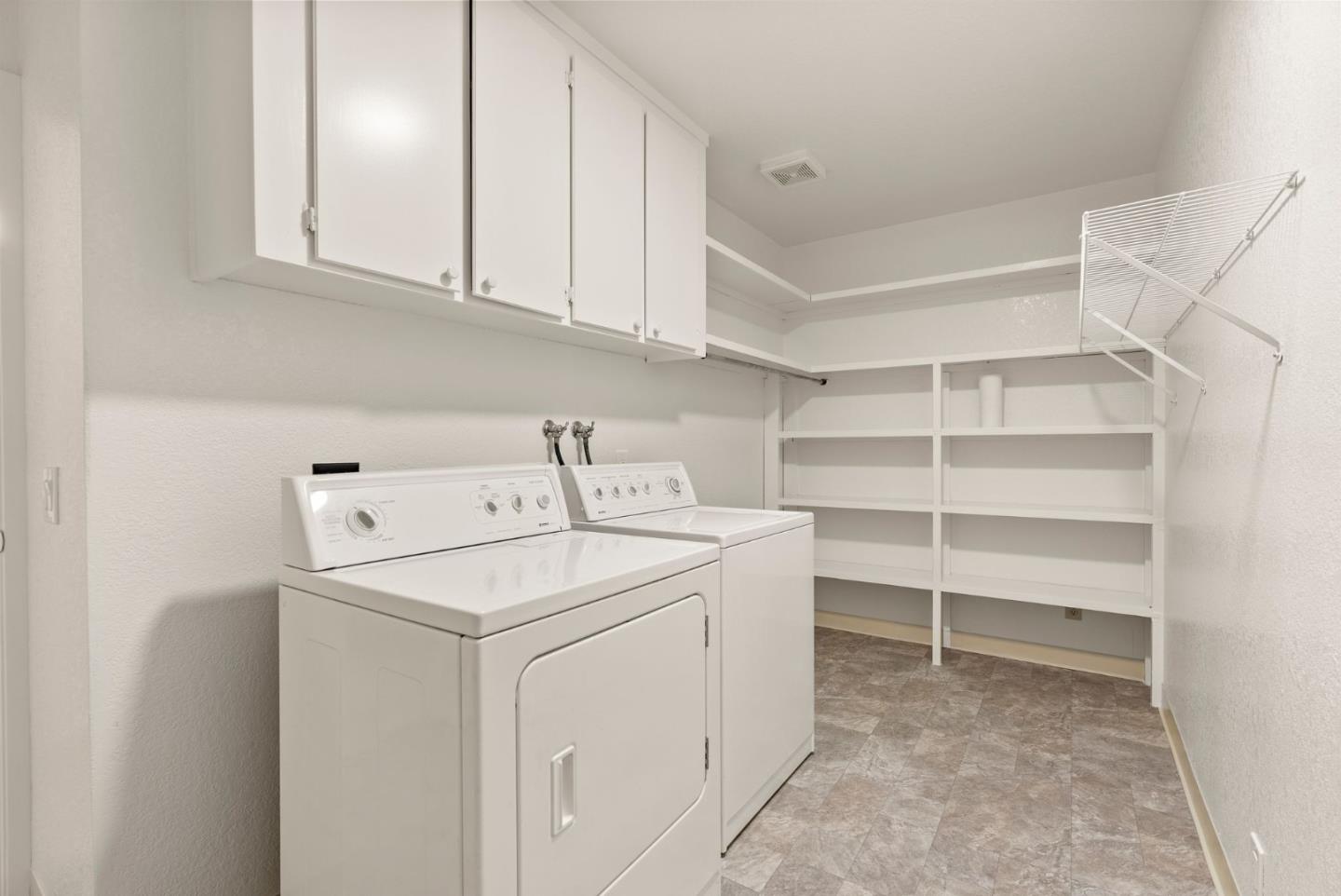 San Jose, California, 95135, United States, 2 Bedrooms Bedrooms, ,2 BathroomsBathrooms,Residential,For Sale,1794492