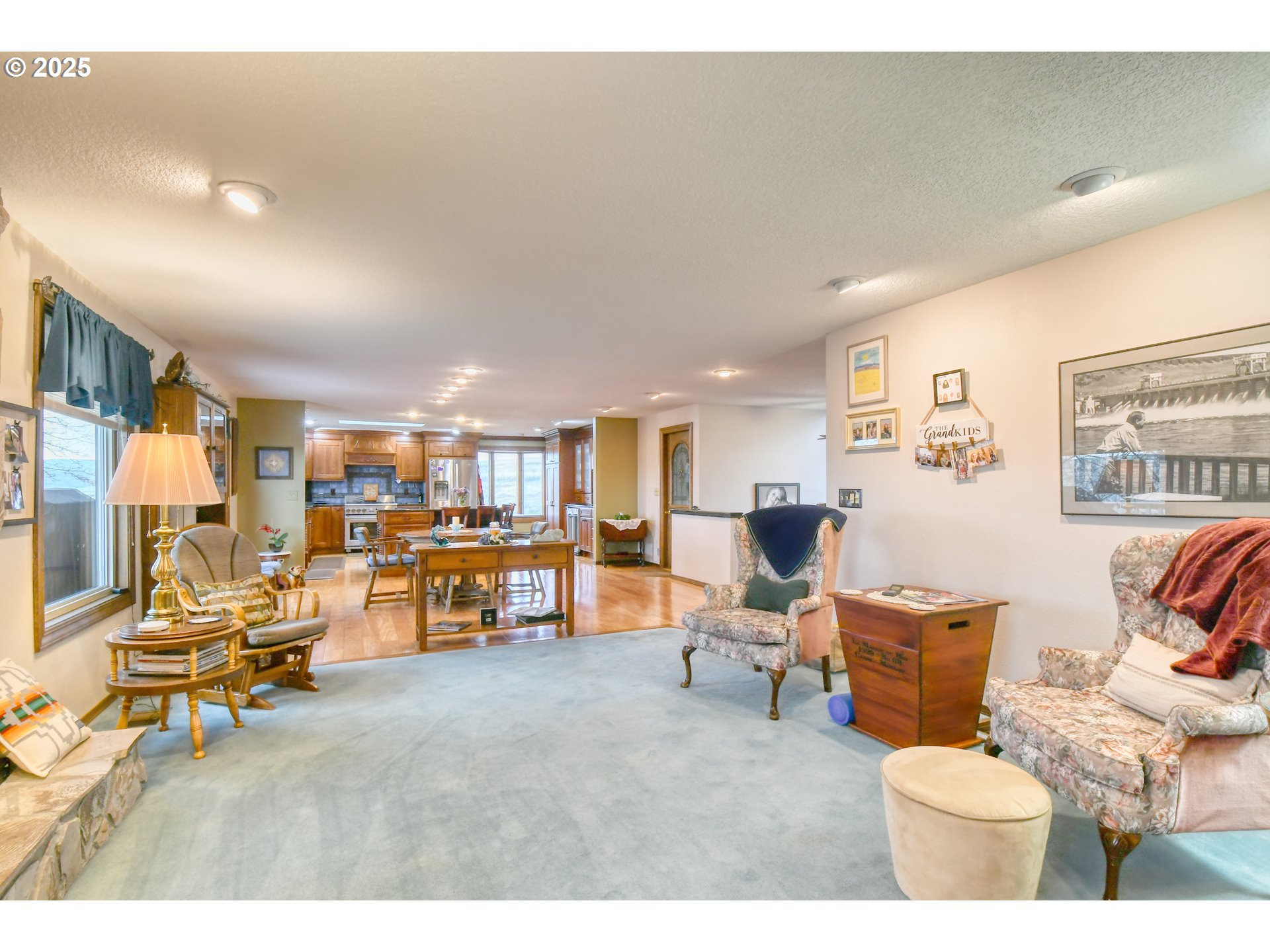 Pendleton, Oregon, 97801, United States, 5 Bedrooms Bedrooms, ,5 BathroomsBathrooms,Residential,For Sale,1691244