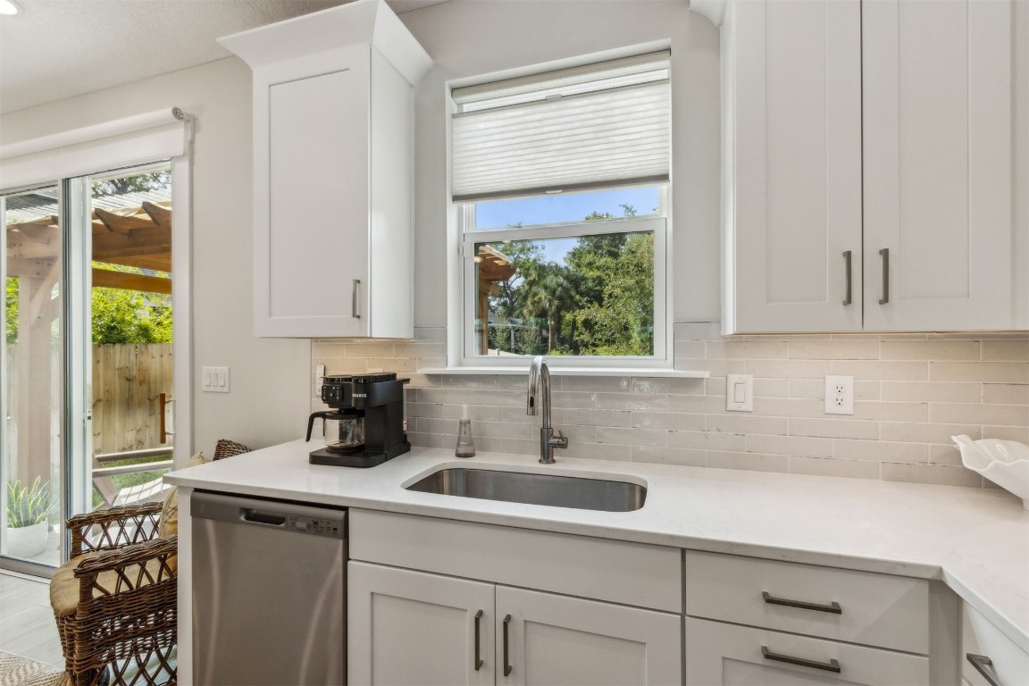 Fernandina Beach, Florida, 32034, United States, 2 Bedrooms Bedrooms, ,2 BathroomsBathrooms,Residential,For Sale,1979520