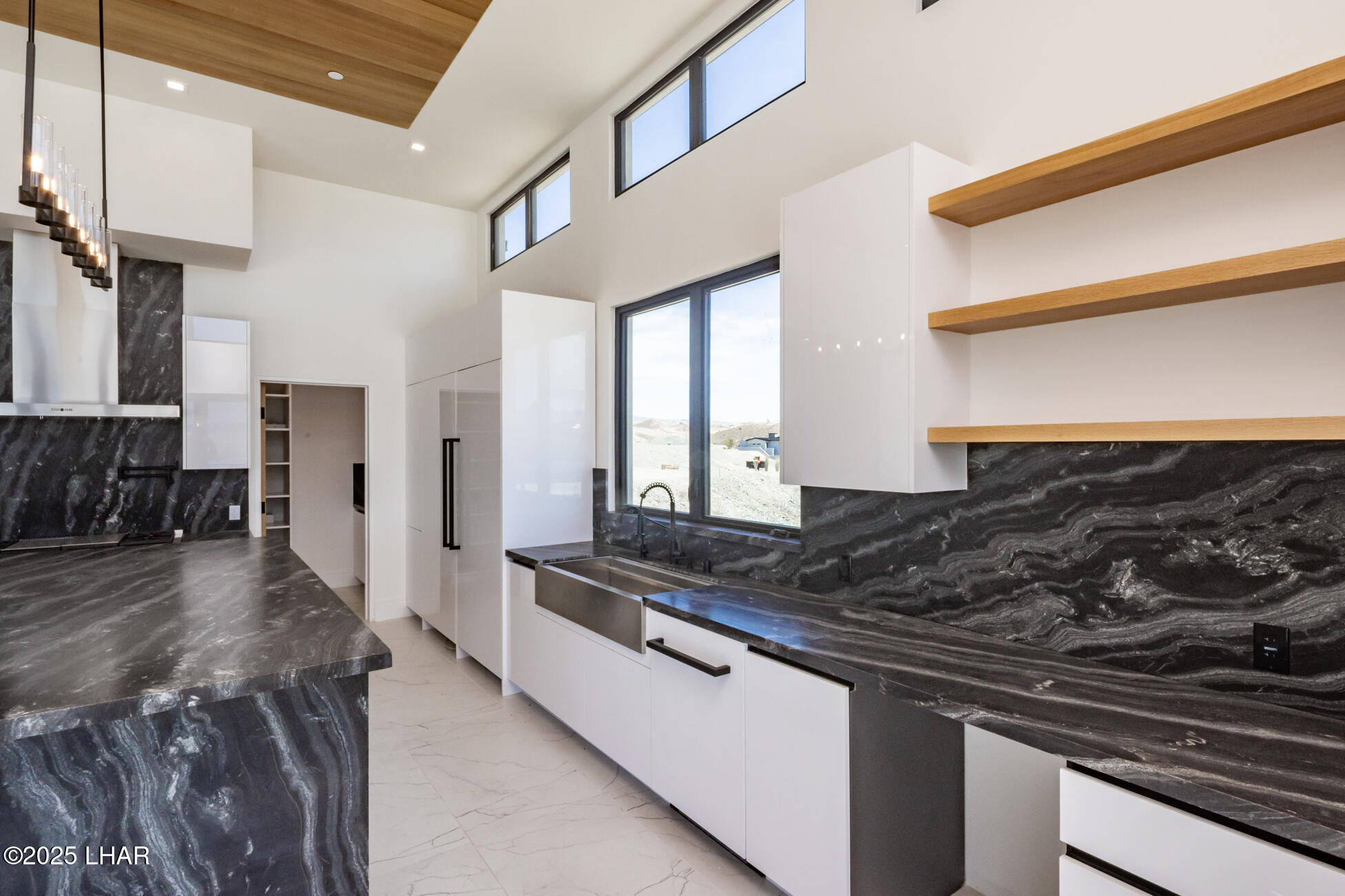 Lake Havasu City, Arizona, 86406, United States, 6 Bedrooms Bedrooms, ,3 BathroomsBathrooms,Residential,For Sale,1766228