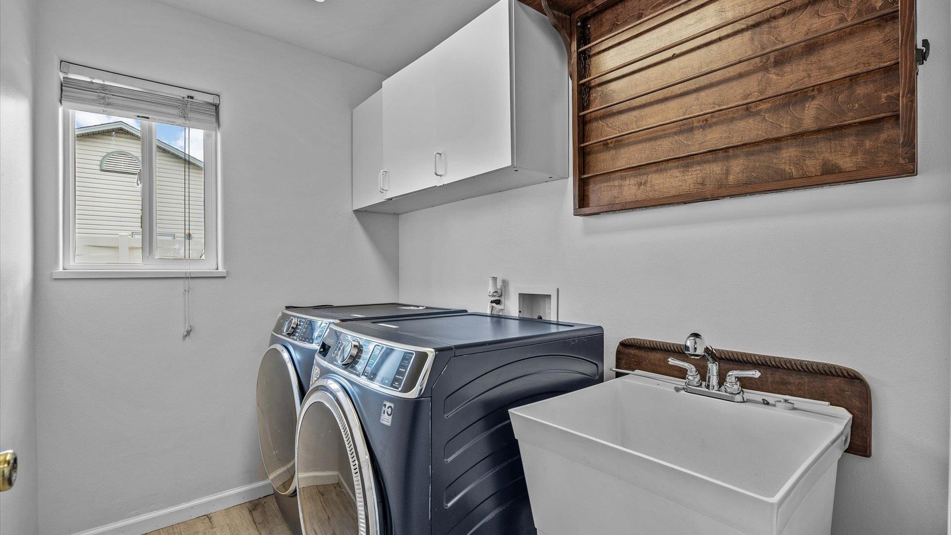 Grand Junction, Colorado, 81504, United States, 4 Bedrooms Bedrooms, ,3 BathroomsBathrooms,Residential,For Sale,1907193