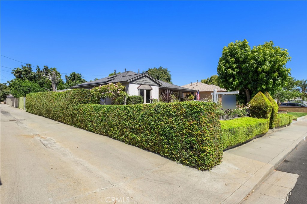 Anaheim, California, 92802, United States, 2 Bedrooms Bedrooms, ,2 BathroomsBathrooms,Residential,For Sale,1892666