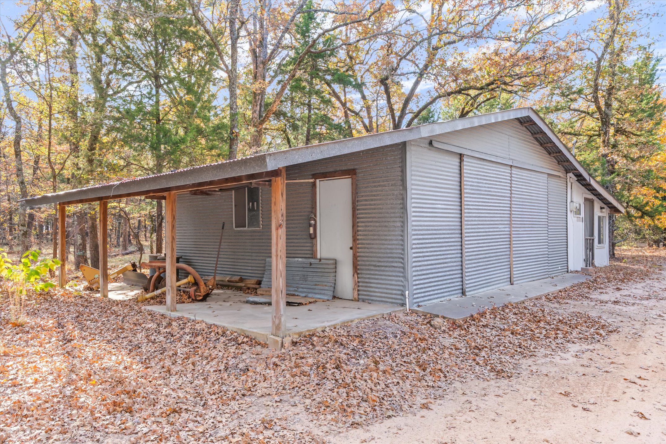 Wills Point, Texas, 75169, United States, 4 Bedrooms Bedrooms, ,4 BathroomsBathrooms,Residential,For Sale,1996475