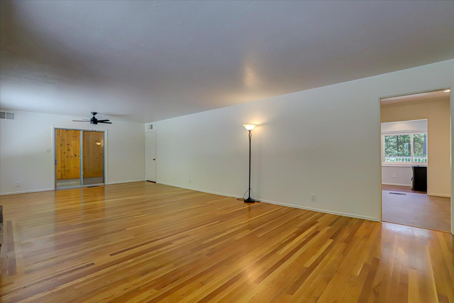 Grass Valley, California, 95945, United States, 3 Bedrooms Bedrooms, ,3 BathroomsBathrooms,Residential,For Sale,1898506