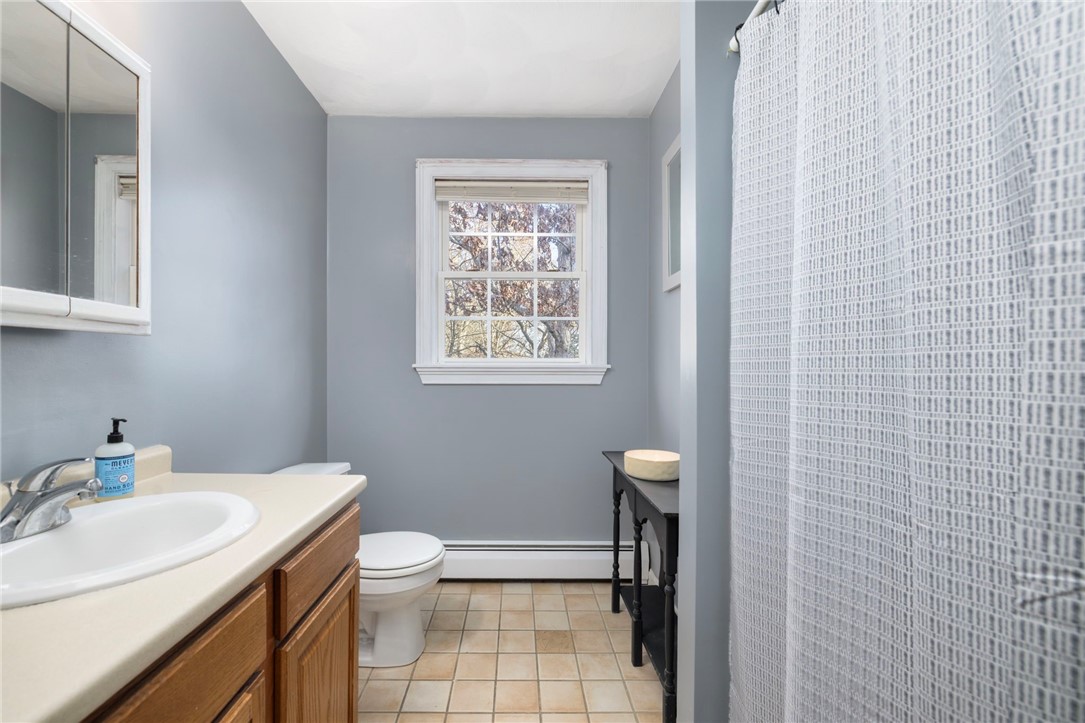 Richmond, Rhode Island, 02898, United States, 3 Bedrooms Bedrooms, ,3 BathroomsBathrooms,Residential,For Sale,1996089