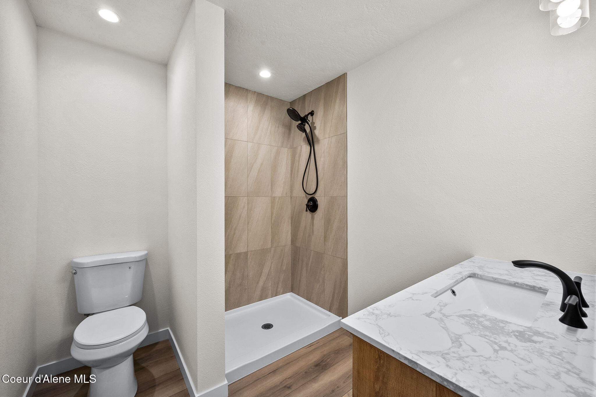 Post Falls, Idaho, 83854, United States, 4 Bedrooms Bedrooms, ,Residential,For Sale,1983288