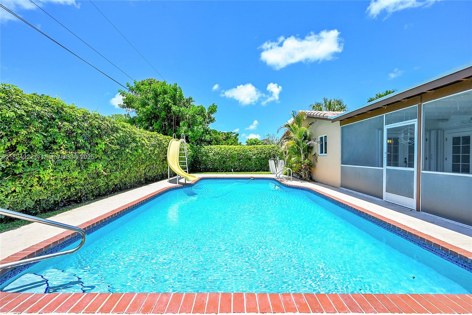 Coral Springs, Florida, 33065, United States, 4 Bedrooms Bedrooms, ,2 BathroomsBathrooms,Residential,For Sale,1866379