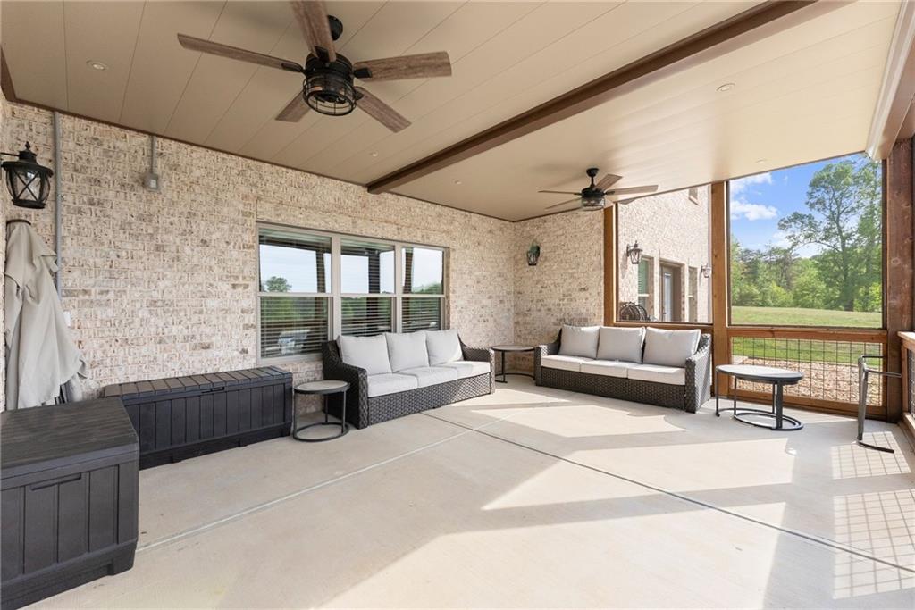 Murrayville, Georgia, 30564, United States, 4 Bedrooms Bedrooms, ,5 BathroomsBathrooms,Residential,For Sale,2039940