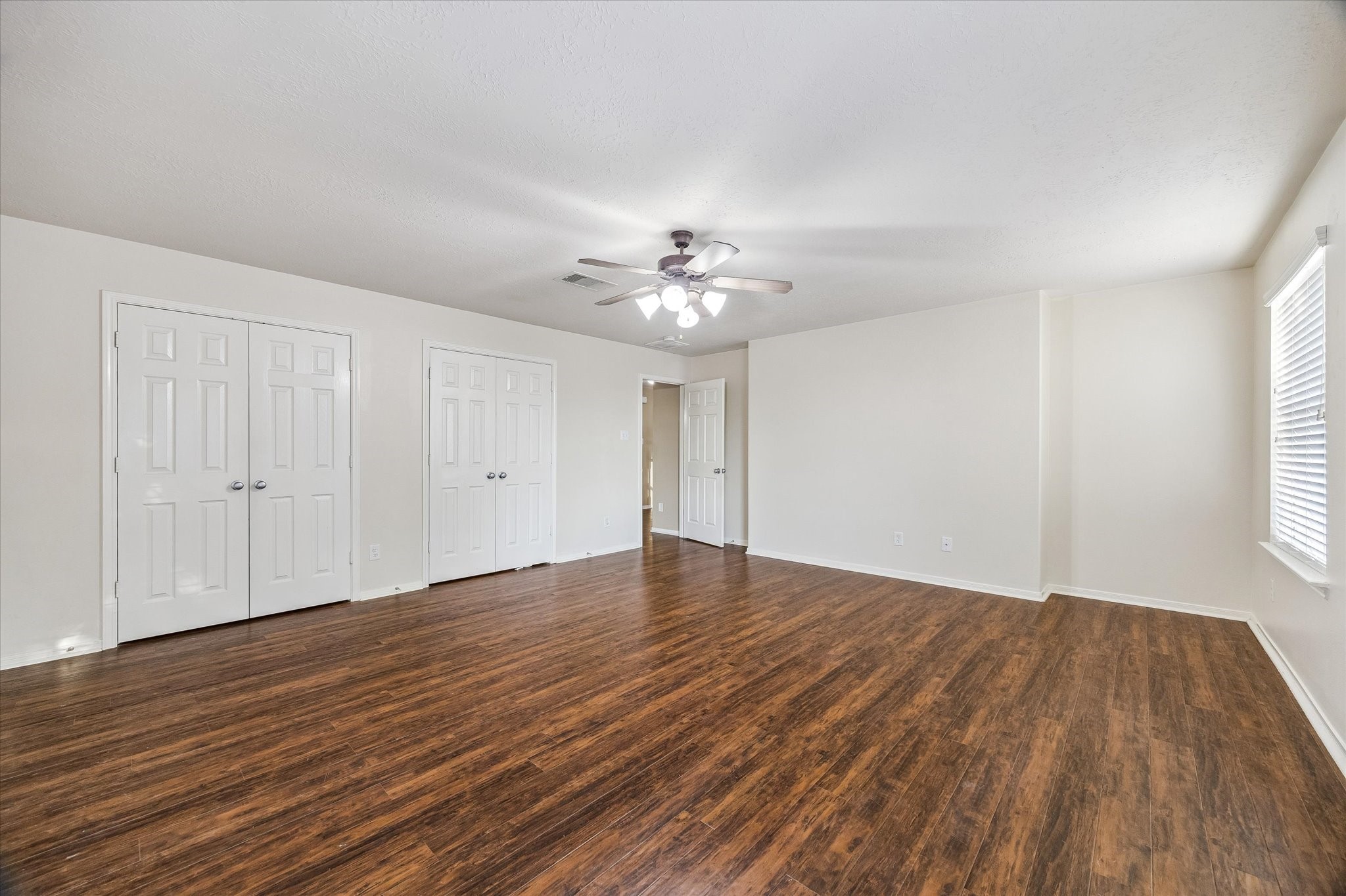  2209 Tracy Way - 物件實景