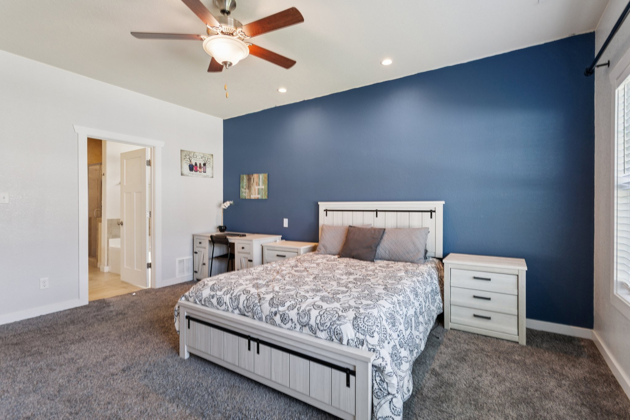 Chesapeake, Virginia, 23322, United States, 5 Bedrooms Bedrooms, ,3 BathroomsBathrooms,Residential,For Sale,1887948