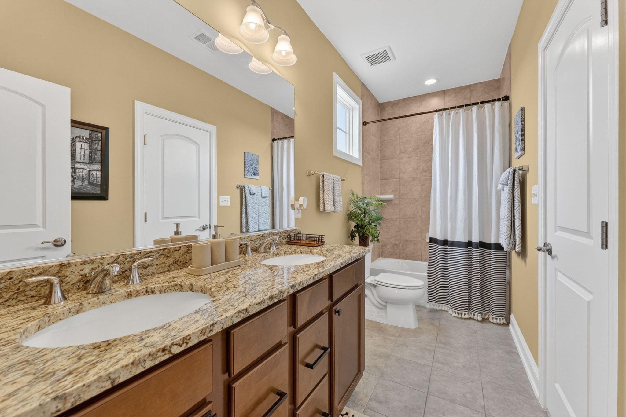  12446 Barrel Oak Lane, Lovettsville, VA 20180 - 物件實景